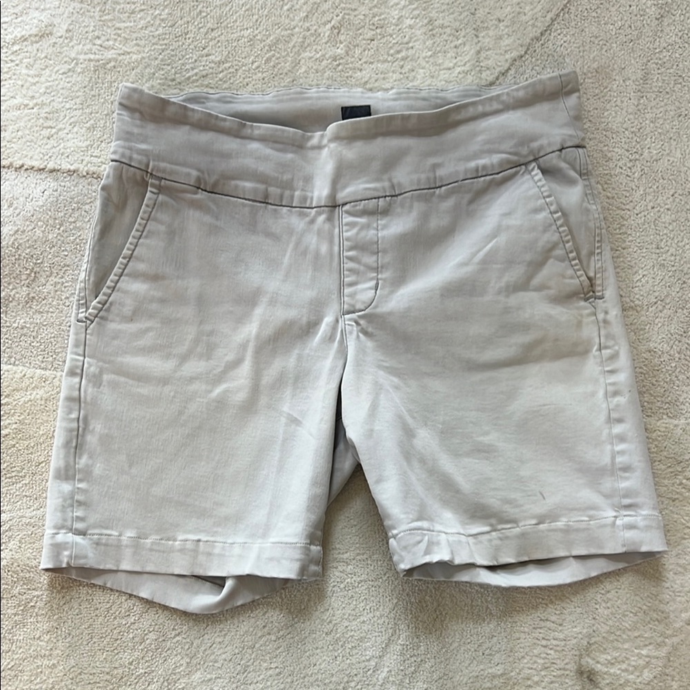 JAG Women’s Tan Stretch Shorts
